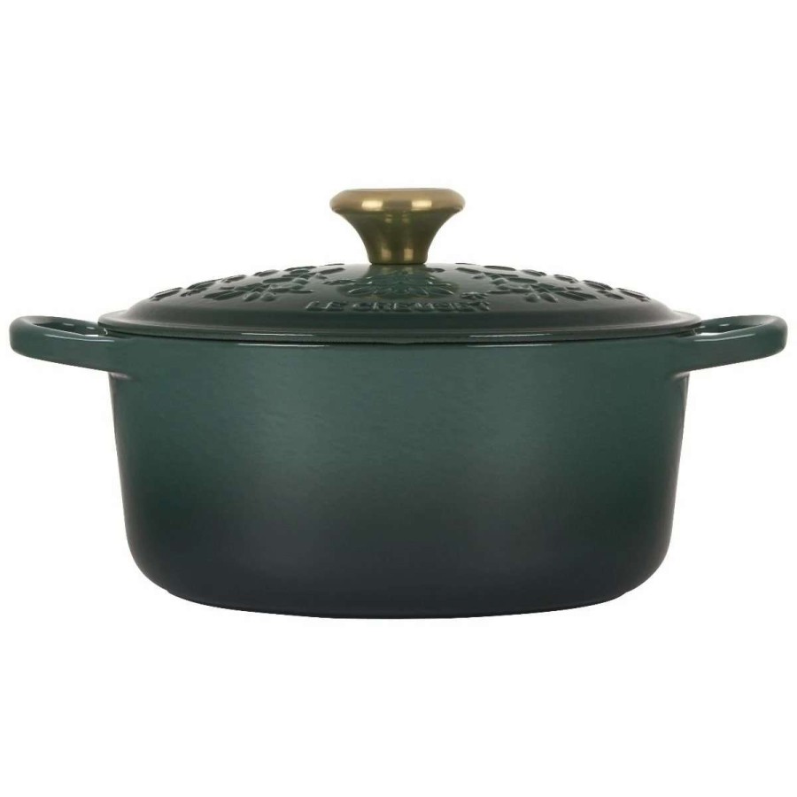 Dutch Ovens & Braisers * | Le Creuset 4.5 Qt. Signature Dutch Oven | Noel (Artichaut)